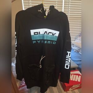 Black Pyramid Womens Black and White Hoodie Dress